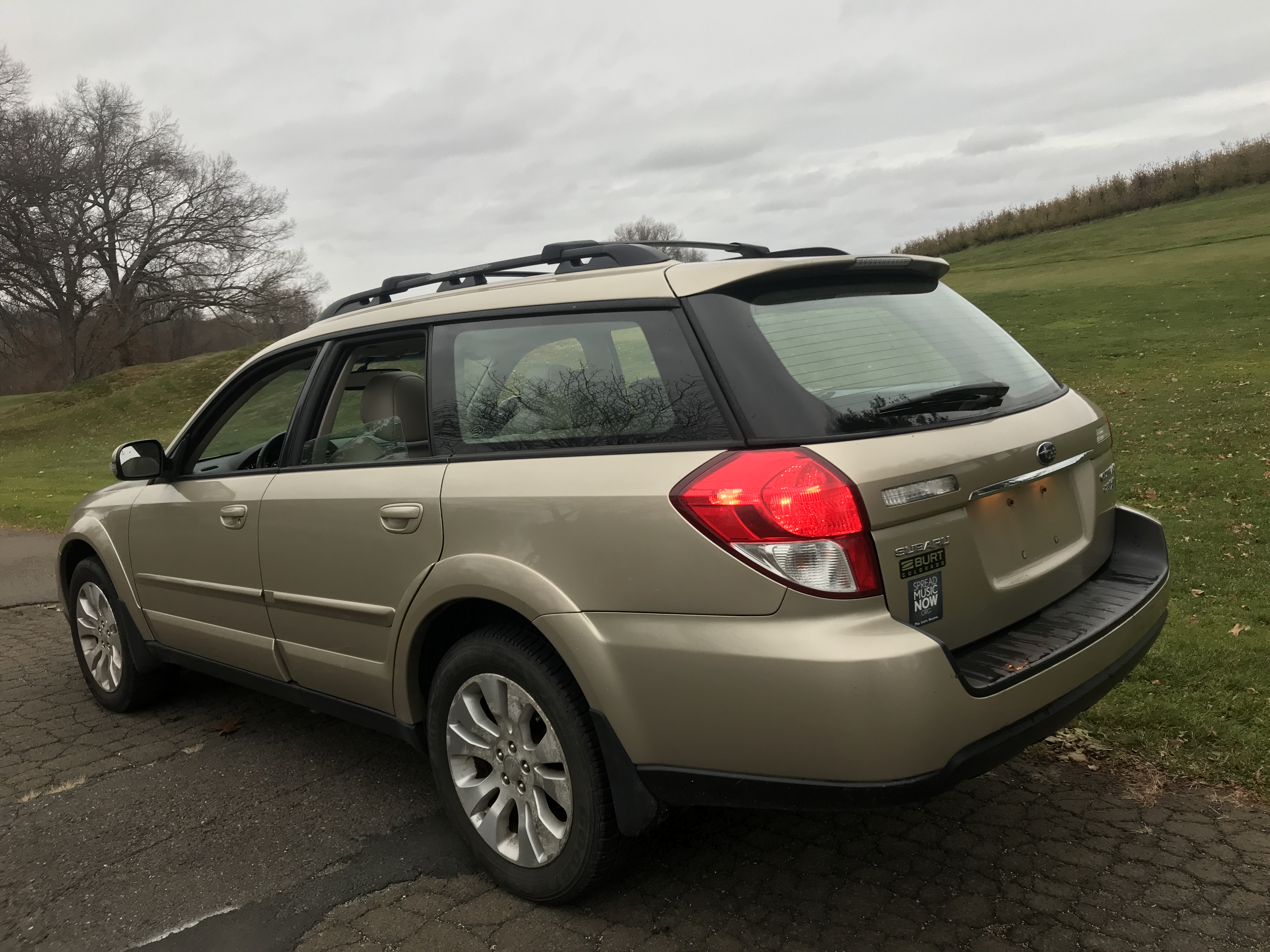 2008 Subaru Outback 2.5XT Limited, EJ255 turbo boxer, full-time symmetrical AWD, 5-speed manual One Owner 71K low mileage — photo 9